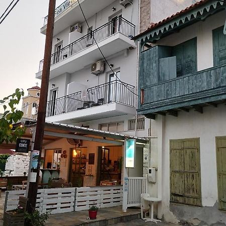 罗查基恩 Sea View酒店 外观 照片